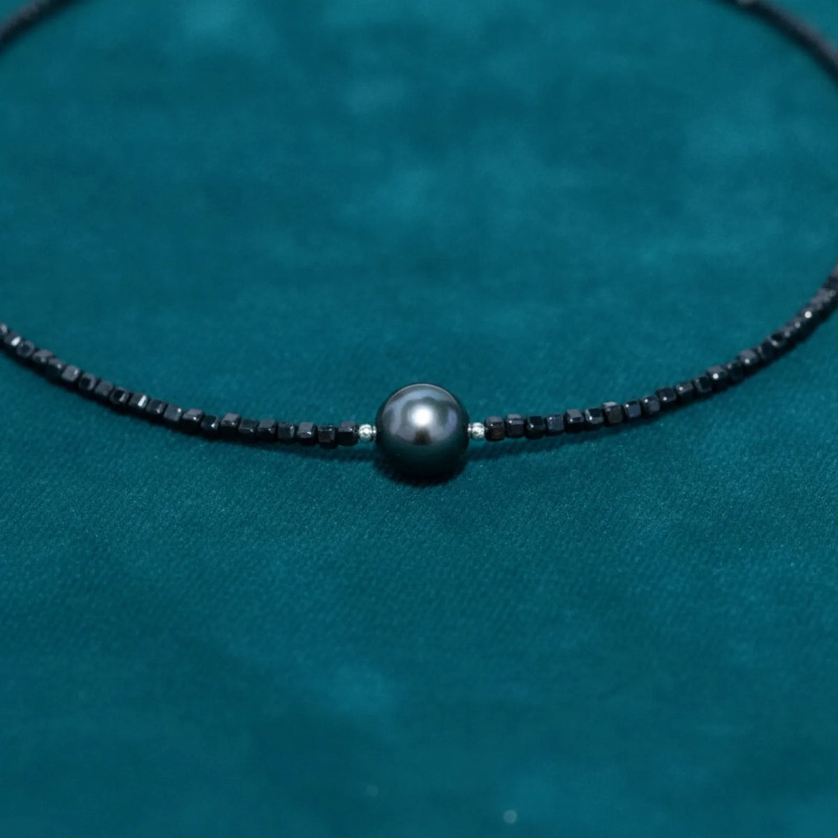 Collier Perle de Tahiti Noire Argent & Cristal