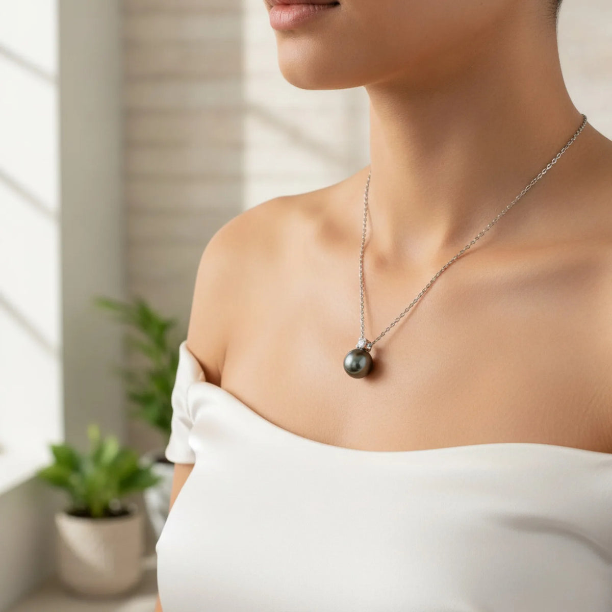 Sautoir Perle de Tahiti Or Blanc Moissanite