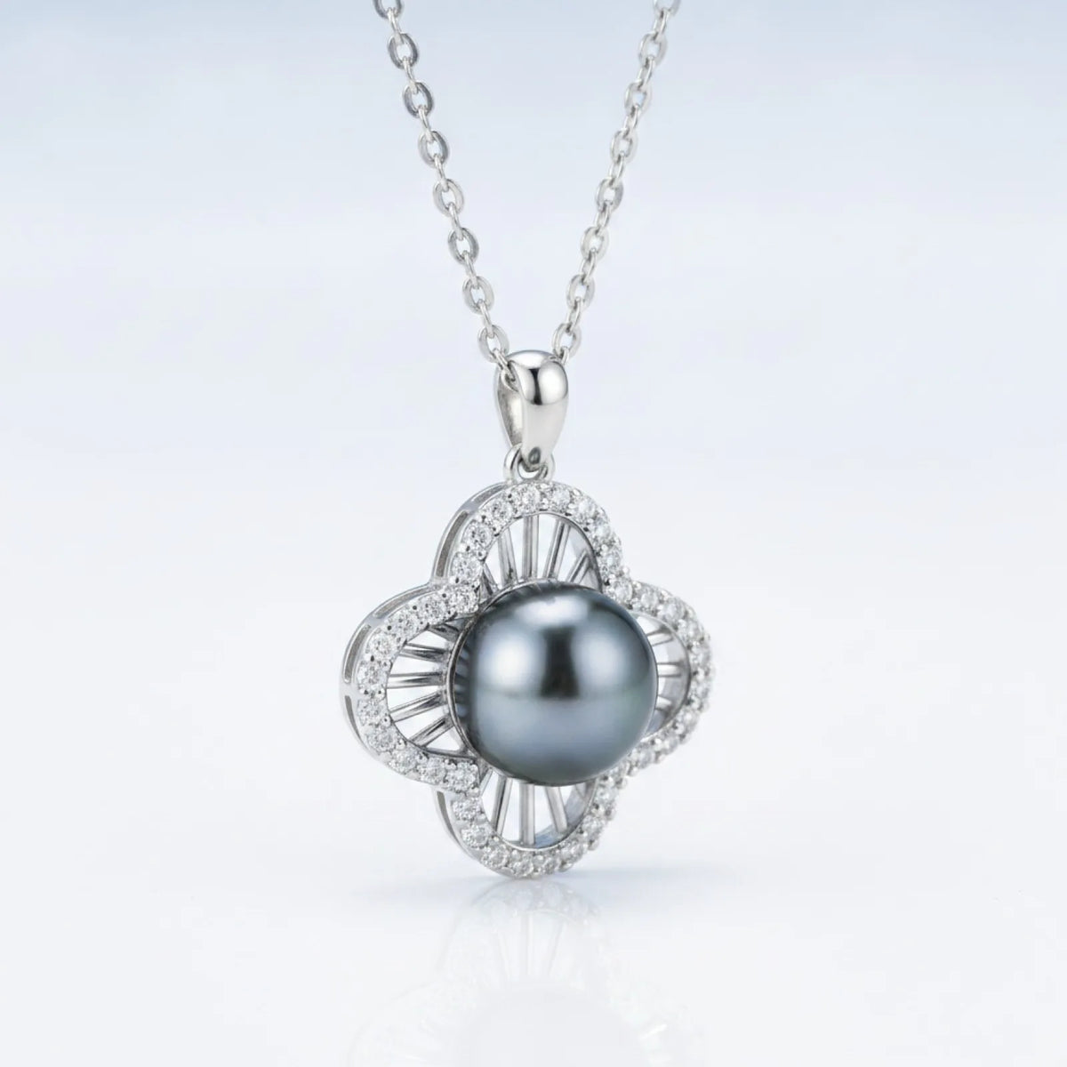 Pendentif Trèfle Perle de Tahiti Argent 925 Moissanite